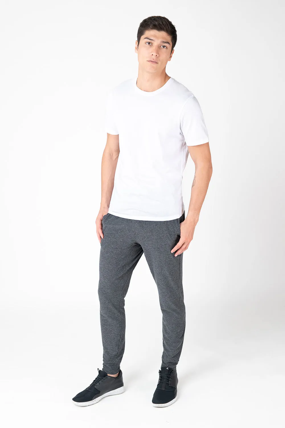 Day-To-Day Joggers With Elastic
