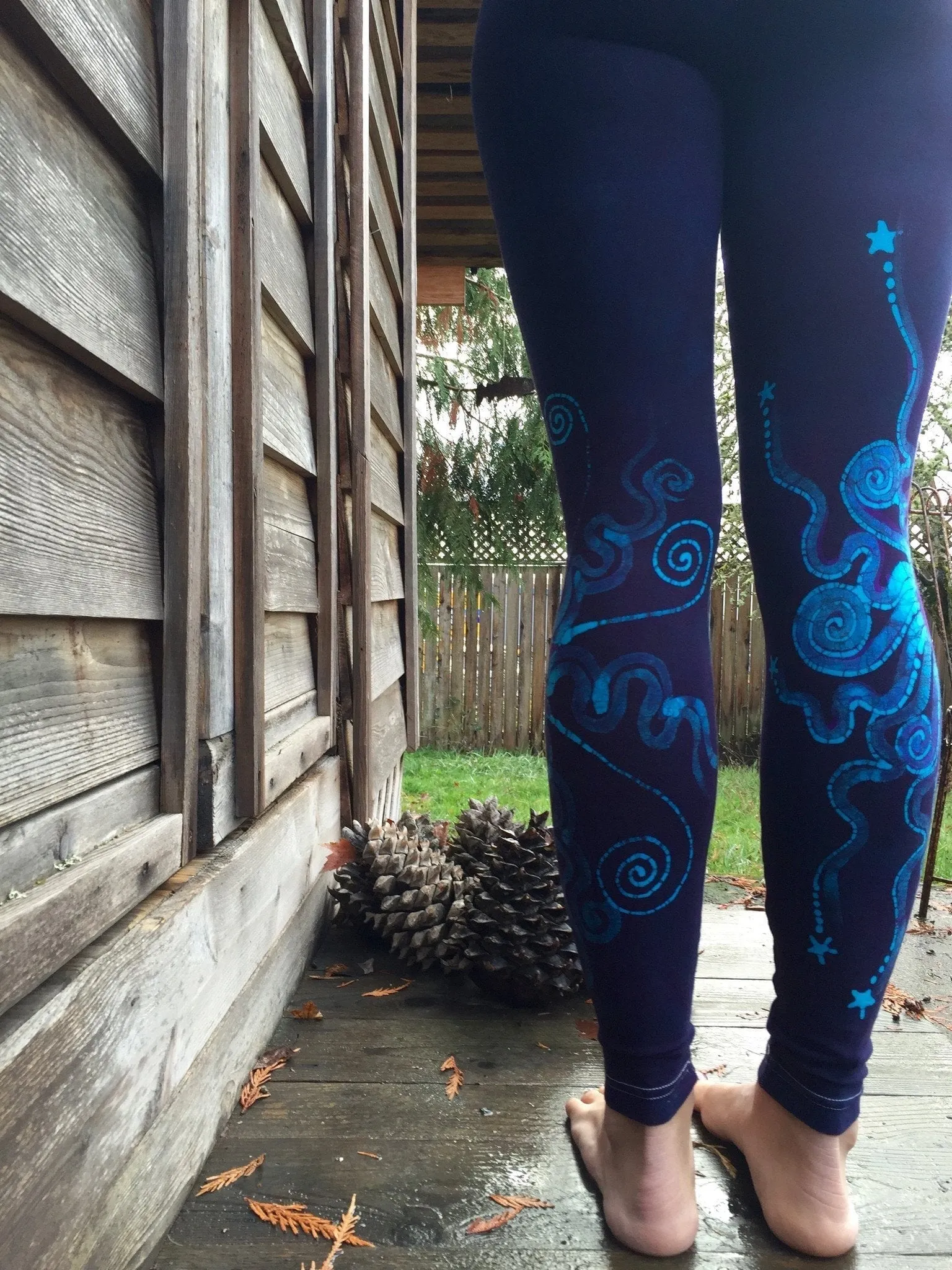 Deep Purple and Turquoise Moon & Star Batik Size XL Leggings