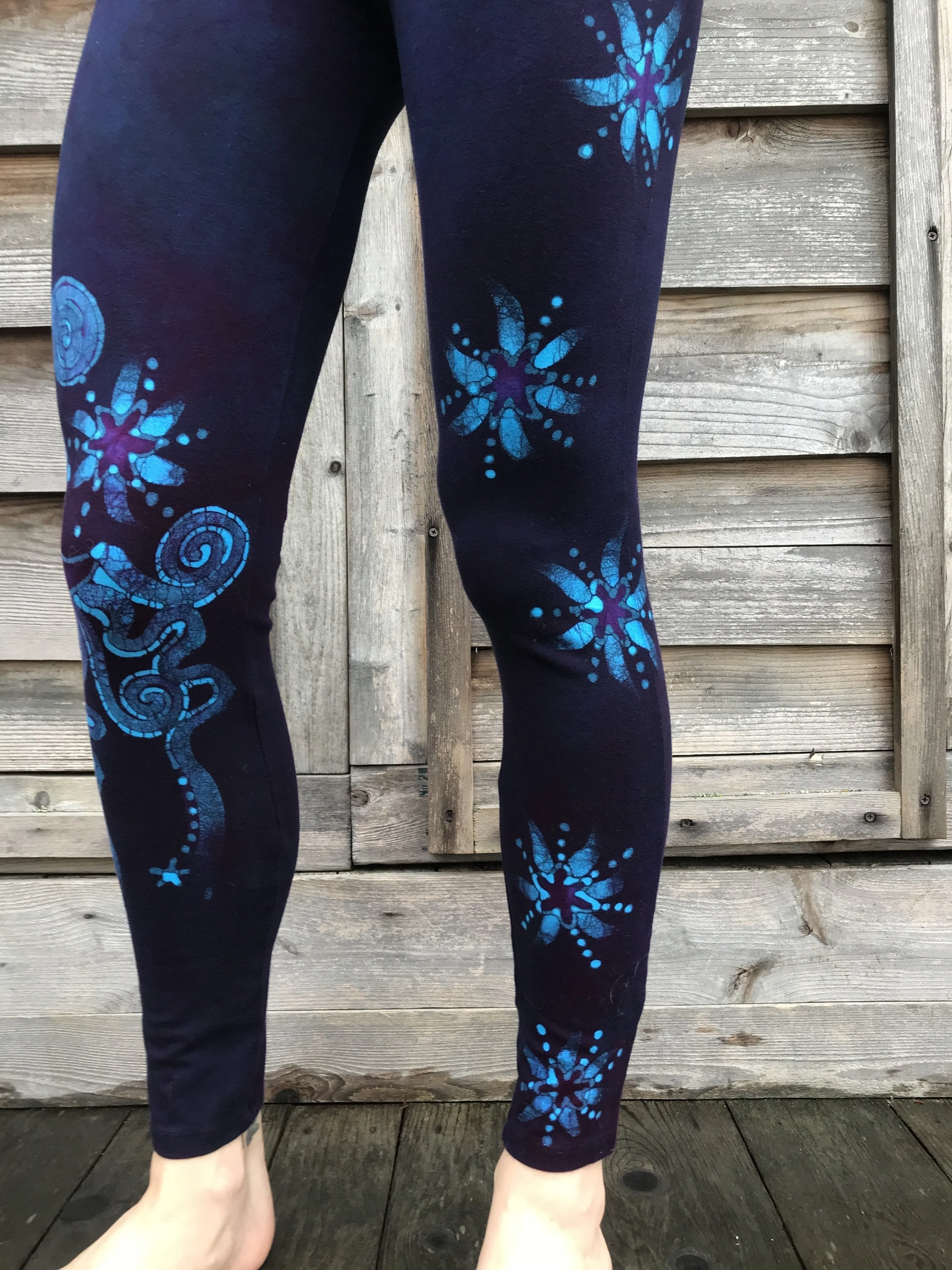 Deep Purple and Turquoise Moon & Star Batik Size XL Leggings
