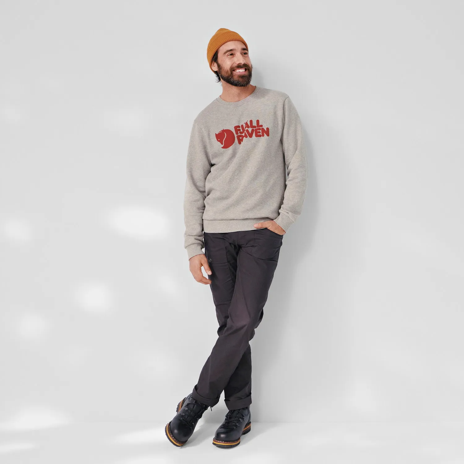 Fjällräven Men&#x27;s Fjällräven Logo Sweater Grey-Melange | Buy Fjällräven Men&#x27;s Fjällräven Logo Sweater Grey-Melange here | Outnorth