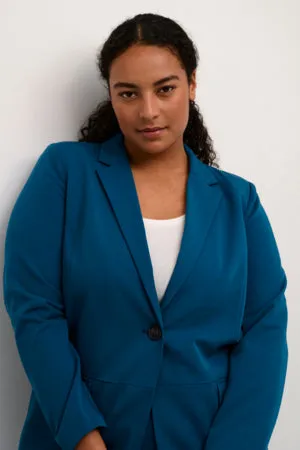 KCsakira Blazer