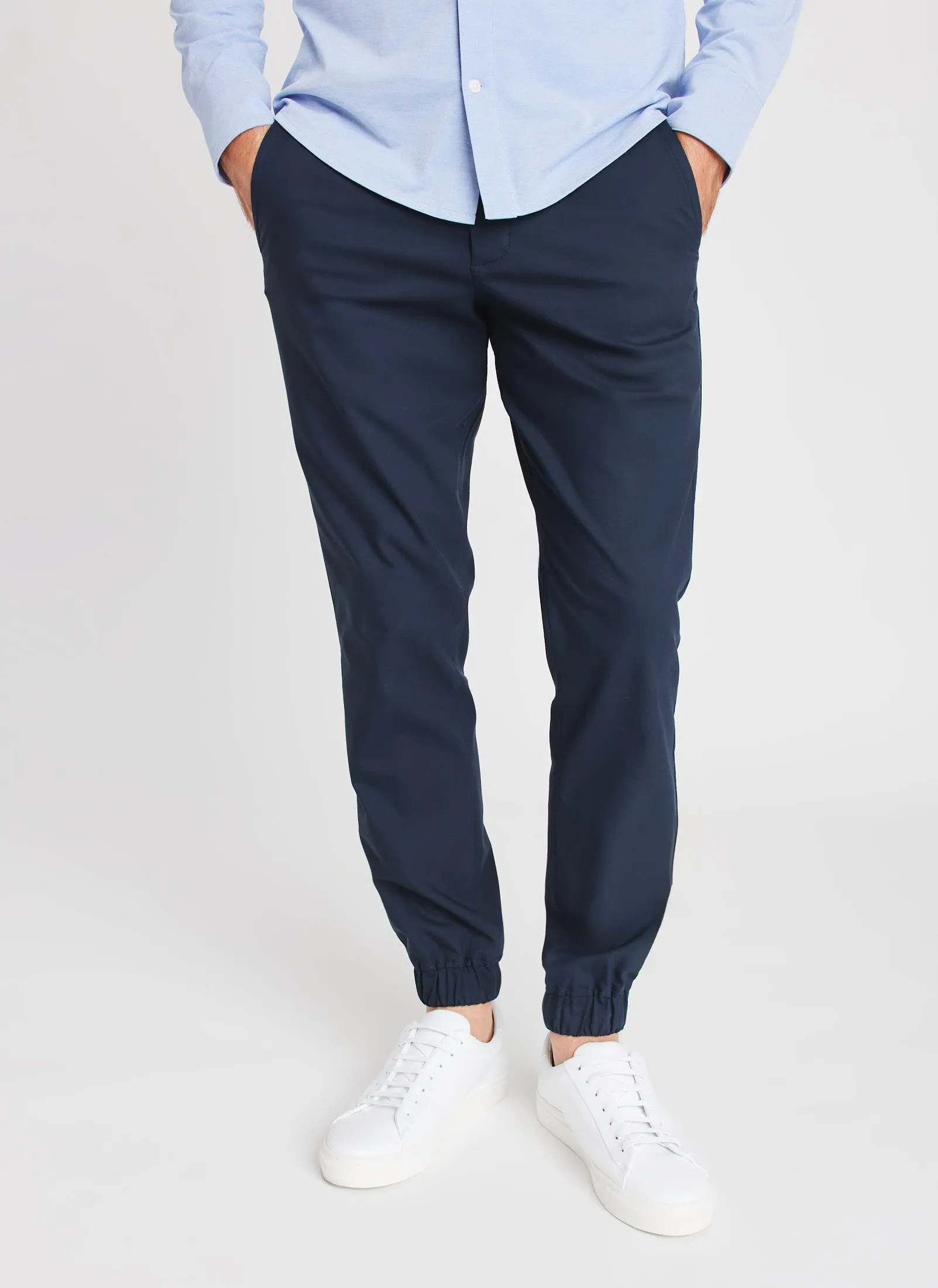 Navigator Commute Joggers Slim Fit