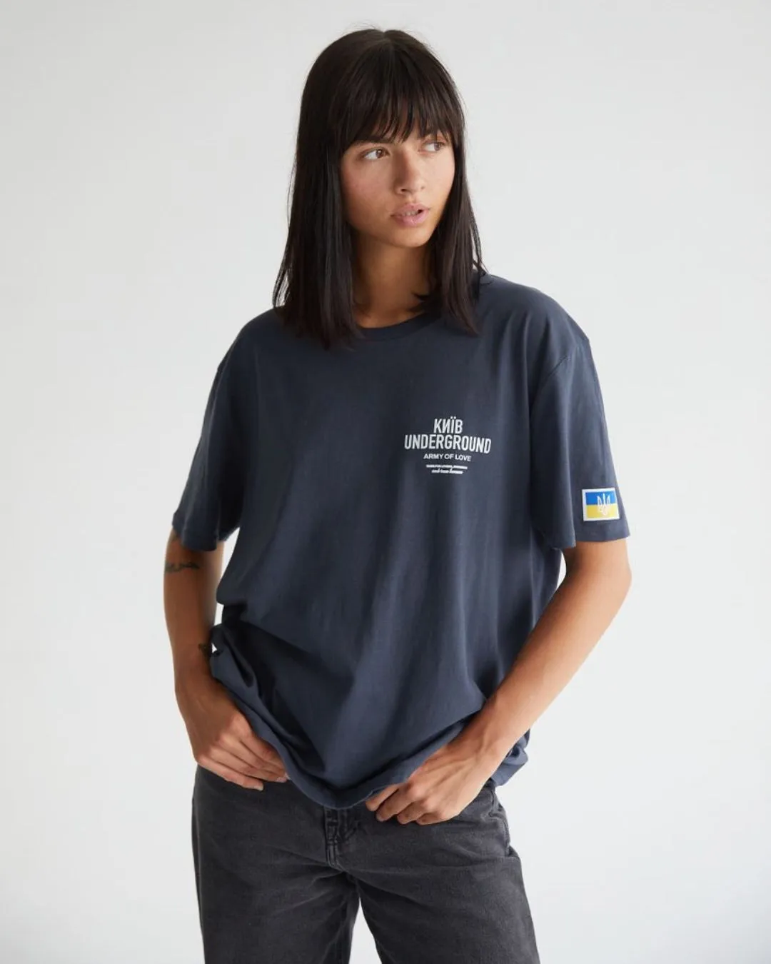 OVERSIZE T-SHIRT - ARMY OF LOVE