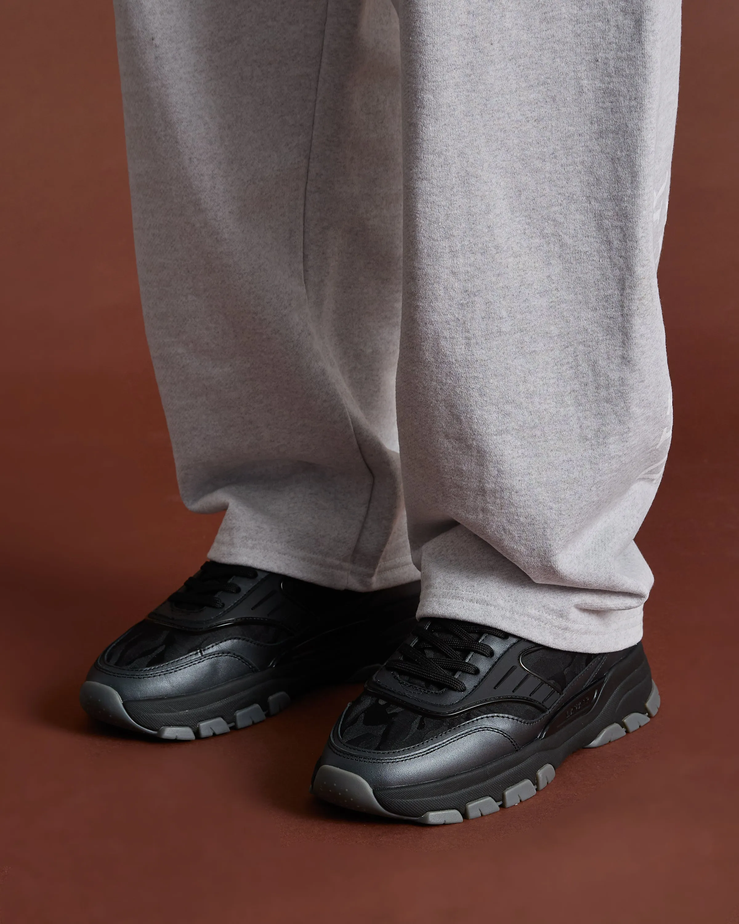 Studios Joggers Grey