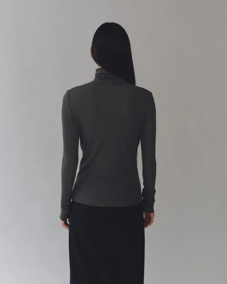 Thin Ribbed Roll Neck Top | Dark Gray