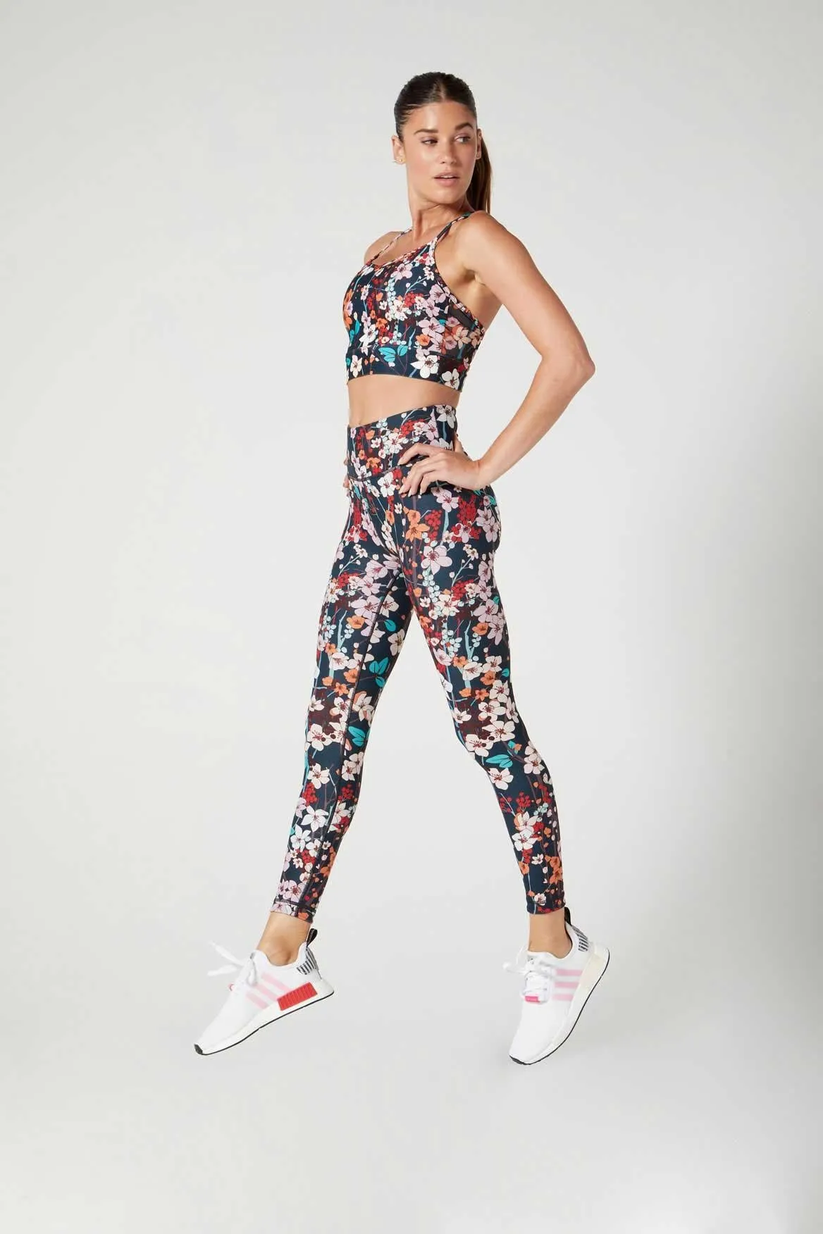 Wear It To Heart Aria Back Pocket Legging - Midnight Glory